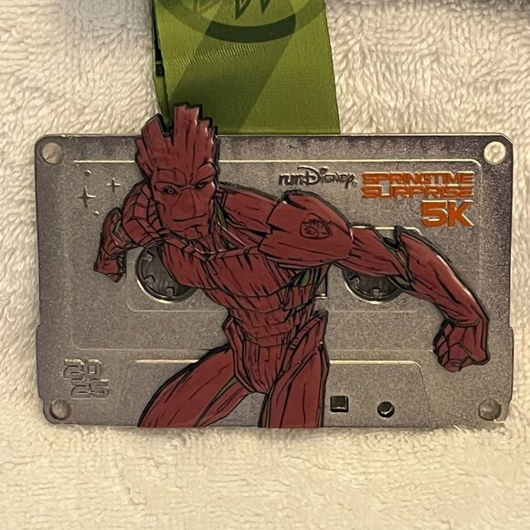 2025 Run Disney Springtime Surprise‎ Groot 5K Medal Lanyard Walt Disney World - Picture 1 of 6